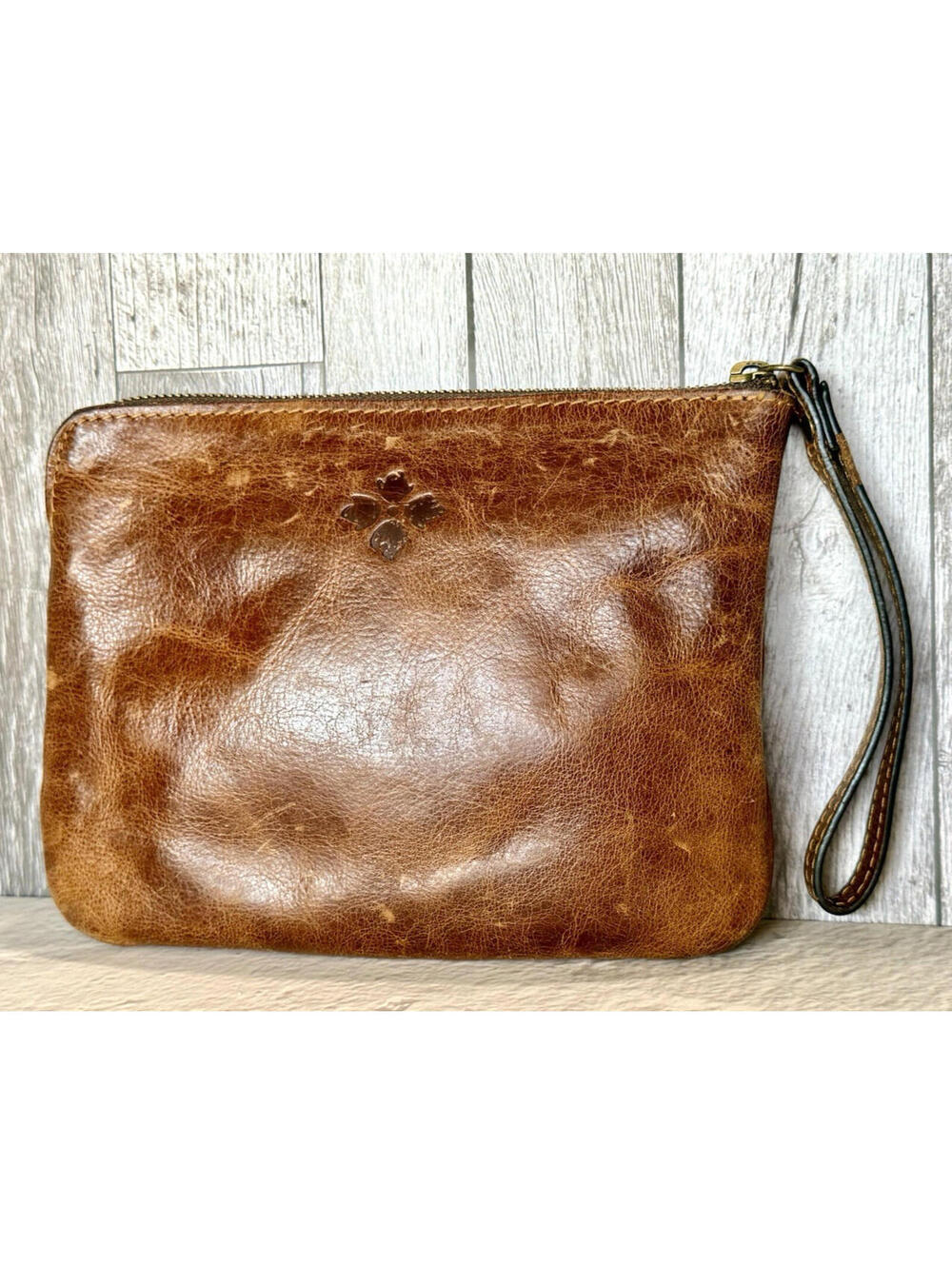 Patricia‎ Nash Cassini Leather Wristlet Clutch Cognac P34906